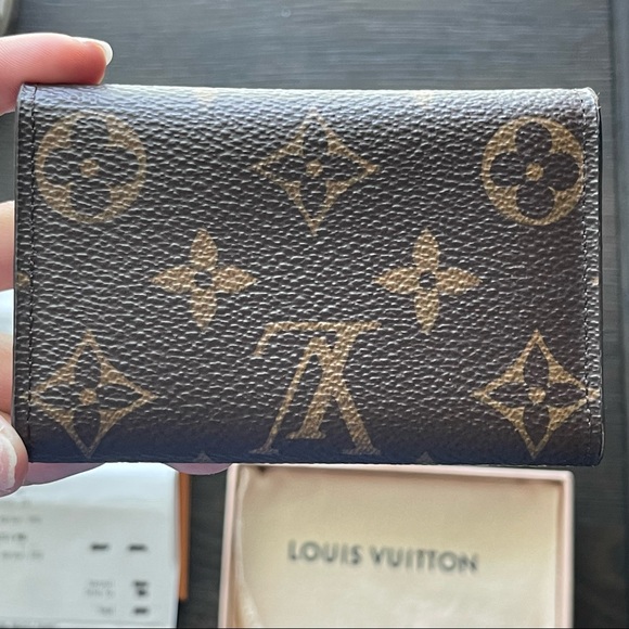 Louis Vuitton 6 key holder - Picture 7 of 10